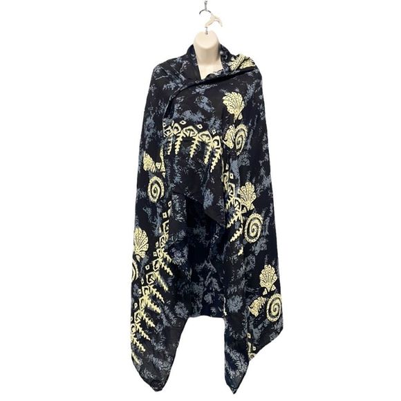 Roundy Bay Women’s Sarong Wrap Sea Shell Rayon 60” X 44” Beach Cover Summer - Picture 1 of 6